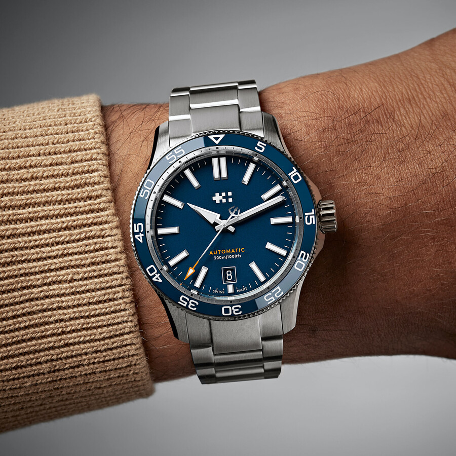 c60 pro 300 bader - 44 mm christopher ward